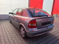Usata Opel Astra 101 CV (74 kW) 2003 Argento Berlina