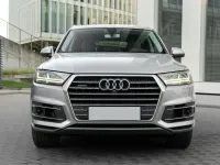 Usado Audi Q7 Sport 333 HP (244 kW) 2017 Prateado SUV