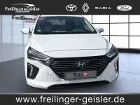Gebraucht Hyundai Ioniq Premium 141 PS (103 kW) 2016 Weiß Kleinwagen