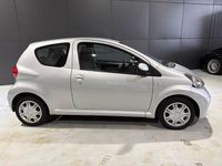 Gebraucht Toyota Aygo Cool 68 PS (50 kW) 2007 Silber Kleinwagen