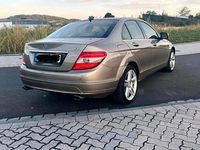 Gebraucht Mercedes C320 225 PS (165 kW) 2007 Gold Limousine