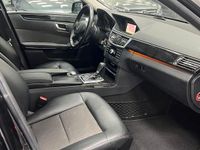 Gebraucht Mercedes E200 136 PS (100 kW) 2011 Schwarz Limousine