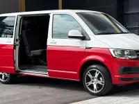 Gebraucht VW Caravelle Comfortline 204 PS (150 kW) 2018 Rot Van