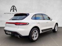 Gebraucht Porsche Macan 265 PS (194 kW) 2022 Weiã SUV