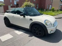Gebraucht Mini Cooper Cabriolet 122 PS (89 kW) 2009 Beige Cabrio