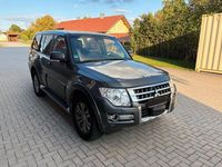 Gebraucht Mitsubishi Pajero 190 PS (139 kW) 2017 Dark grey SUV