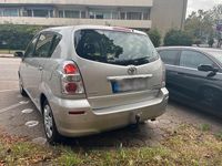 Gebraucht Toyota Corolla Verso 136 PS (100 kW) 2008 Silber Van / Kleinbus