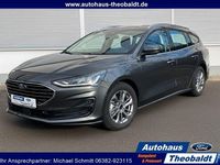 Gebraucht Ford Focus Titanium 155 PS (114 kW) 2025 Grau Limousine