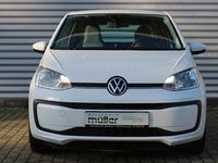 Second-hand VW up! 65 CP (47 kW) 2021 Alb Hatchback