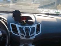 Gebraucht Ford Fiesta 97 PS (71 kW) 2010 Andere farben Kleinwagen