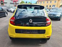 Gebraucht Renault Twingo Life 69 PS (50 kW) 2016 Gelb Kleinwagen