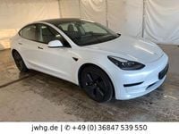 Gebraucht Tesla Model 3 Standard Range 239 kW (325 PS) 2021 Weiß Limousine