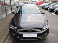 Gebraucht VW Passat Business 150 PS (110 kW) 2023 Grau Kombi