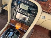 Gebraucht Jaguar XJ8 Sovereign 298 PS (219 kW) 2006 Gold Limousine