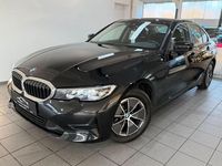 Gebraucht BMW 318 Advantage 150 PS (110 kW) 2022 Schwarz Limousine