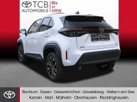 Neu Toyota Yaris Cross 131 PS (96 kW) 2025 Weiß SUV