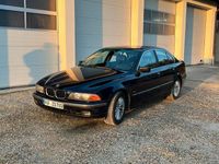 Gebraucht BMW 523 170 PS (125 kW) 1998 Blau Limousine
