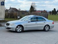 Gebraucht Mercedes E270 177 PS (130 kW) 2002 Silber Limousine