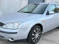 Gebraucht Ford Mondeo Ghia 145 PS (106 kW) 2001 Grau Limousine