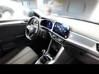 Gebraucht VW T-Roc Life 116 PS (85 kW) 2024 Blau SUV