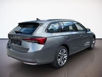 Gebraucht Skoda Octavia Selection 150 PS (110 kW) 2024 Grau Kombi