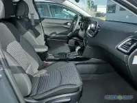 Käytetty Kia Ceed 140 HP (102 kW) 2025 Hopea Viistoperä