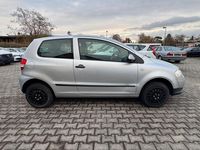 Second-hand VW Fox 69 CP (50 kW) 2005 Argintiu Hatchback