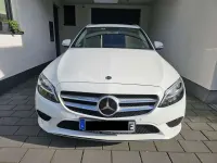 Gebraucht Mercedes C300e 306 PS (225 kW) 2019 Weiß Kombi