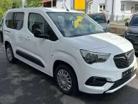 Gebraucht Opel Combo Elegance 131 PS (96 kW) 2022 Jade weiss/arktis weiss Van / Kleinbus