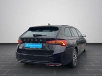 Gebraucht Skoda Octavia Selection 150 PS (110 kW) 2025 Blackmagic perleffekt Kombi