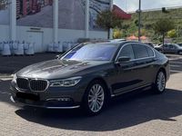 Gebraucht BMW 730L 265 PS (194 kW) 2016 Limousine