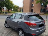 Gebraucht Hyundai ix35 Comfort 135 PS (99 kW) 2012 Grau SUV