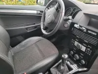 Gebraucht Opel Astra 90 PS (66 kW) 2009 Schwarz Kleinwagen