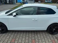 Używany Seat Leon SC FR 150 KM (110 kW) 2015 Biały Hatchback