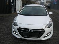 Gebraucht Hyundai i30 Classic 101 PS (74 kW) 2017 Weiß Kombi
