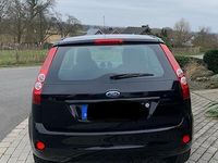 Gebraucht Ford Fiesta 75 PS (55 kW) 2008 Schwarz Kleinwagen