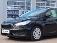 Gebraucht Ford Focus Trend 101 PS (74 kW) 2017 Schwarz Limousine