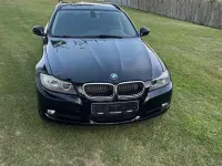 Gebraucht BMW 320 163 PS (119 kW) 2011 Schwarz Kombi