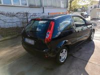 Gebraucht Ford Fiesta 69 PS (50 kW) 2006 Blau Kleinwagen