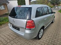 Używany Opel Zafira 94 KM (69 kW) 2007 Srebrny Minivan