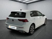 Gebraucht VW Golf VIII 150 PS (110 kW) 2023 Weiß Kleinwagen