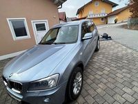 Gebraucht BMW X3 186 PS (136 kW) 2011 Blau SUV