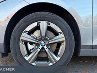 Gebraucht BMW 218 Active Tourer 150 PS (110 kW) 2024 Grau Van / Kleinbus