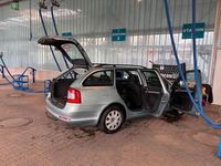 Second-hand Skoda Octavia 105 CP (77 kW) 2010 Gri Berlinǎ