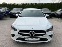Gebraucht Mercedes CLA200 Shooting Brake 150 PS (110 kW) 2023 Weiß Kombi