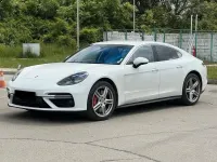 Gebraucht Porsche Panamera Turbo Sport 549 PS (403 kW) 2017 Weiß Kleinwagen