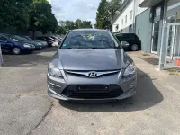 Gebraucht Hyundai i30 Classic 109 PS (80 kW) 2012 Grau Limousine