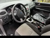 Gebraucht Ford Focus 100 PS (73 kW) 2010 Limousine