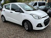 Gebraucht Hyundai i10 67 PS (49 kW) 2014 Weiß Kleinwagen