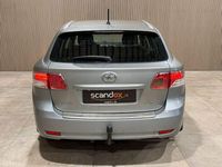 Gebraucht Toyota Avensis 124 PS (91 kW) 2012 Silber Limousine